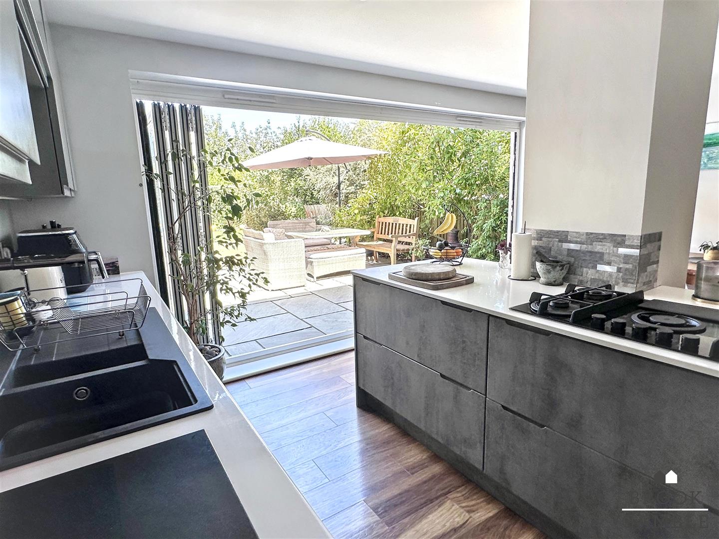 4 Bedroom House. Northiam Road in Eastbourne, East Sussex 8